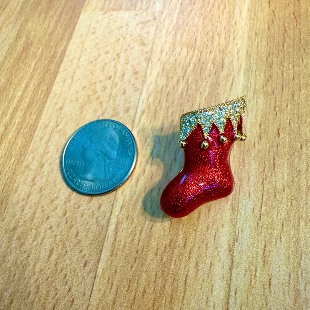 Vintage Santa Boot Brooch Red Gold Christmas Signed ROMAN